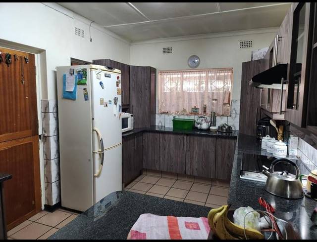 3 BEDROOM HOUSE FOR SALE IN VANDERBIJLPARK CW 1